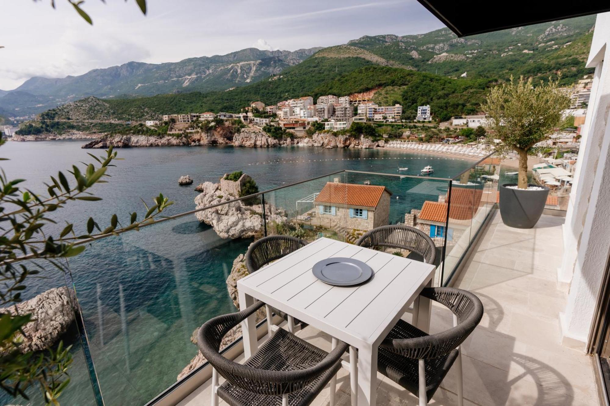 Blanche Cliff Apartments Sveti Stefan Esterno foto
