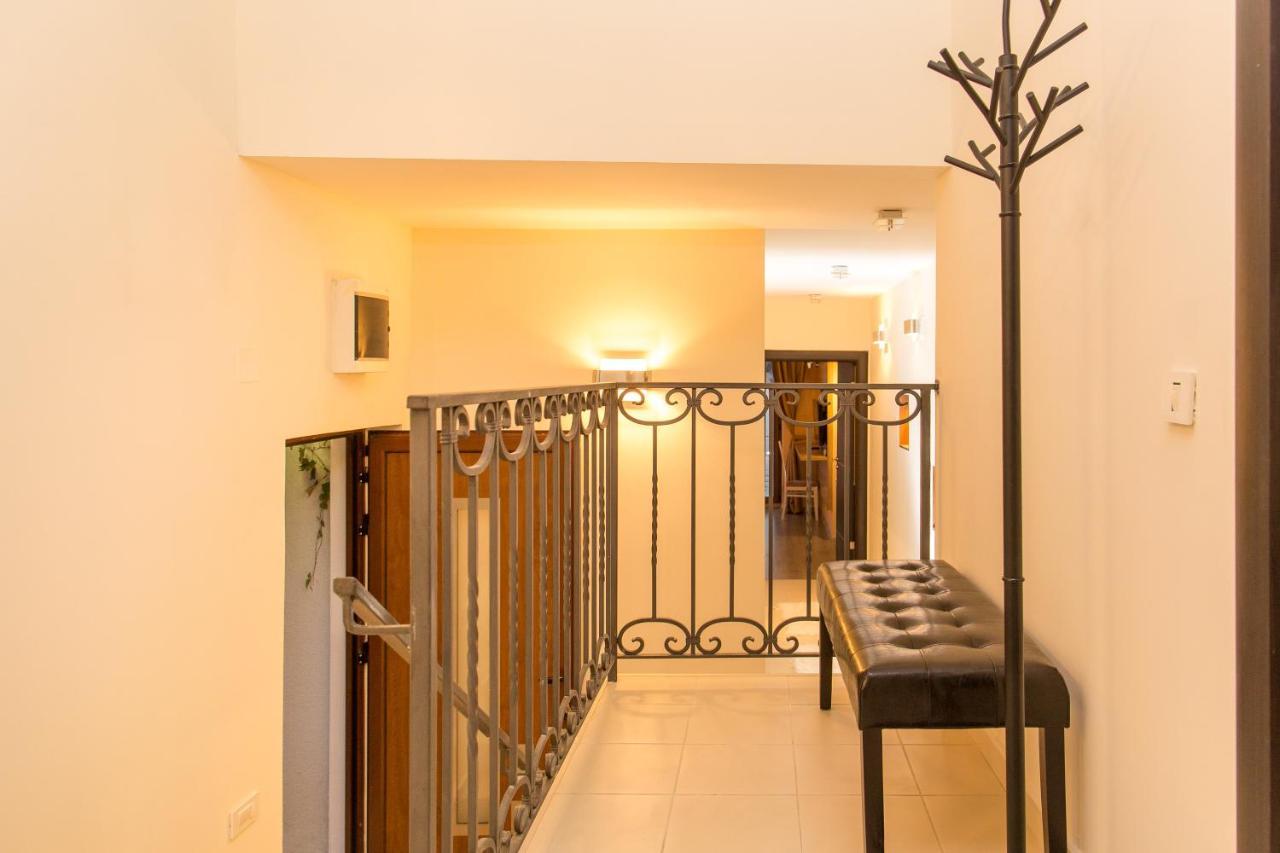 Blanche Cliff Apartments Sveti Stefan Esterno foto